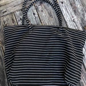 Acacia forever tote